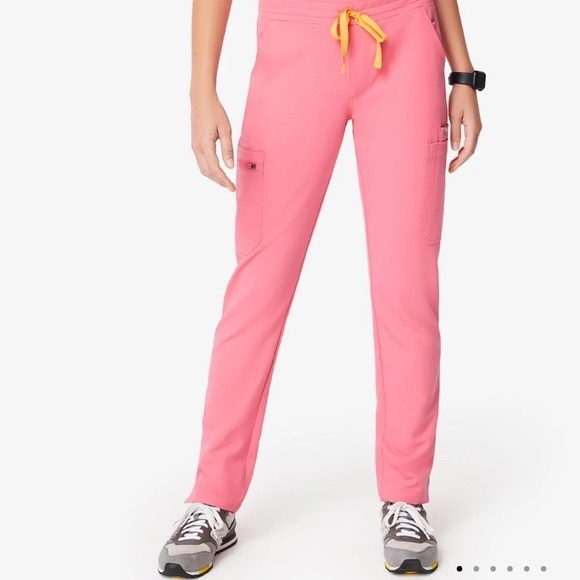 Figs Neon Pink Yola Skinny Scrub Pants Small/Tall - Picture 1 of 4